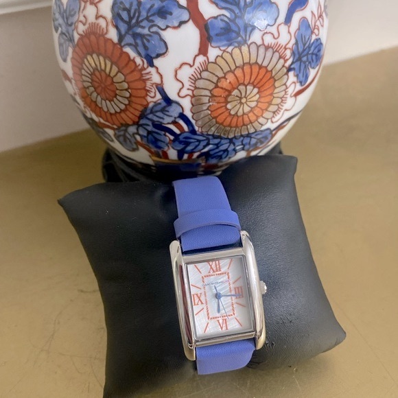 Isaac Mizrahi Womens Blue Leather Strap Quartz Watch